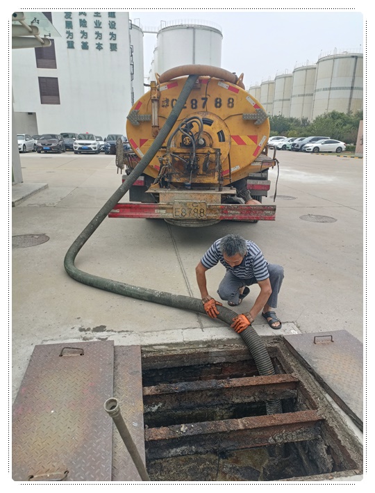 望谟隔油池清掏